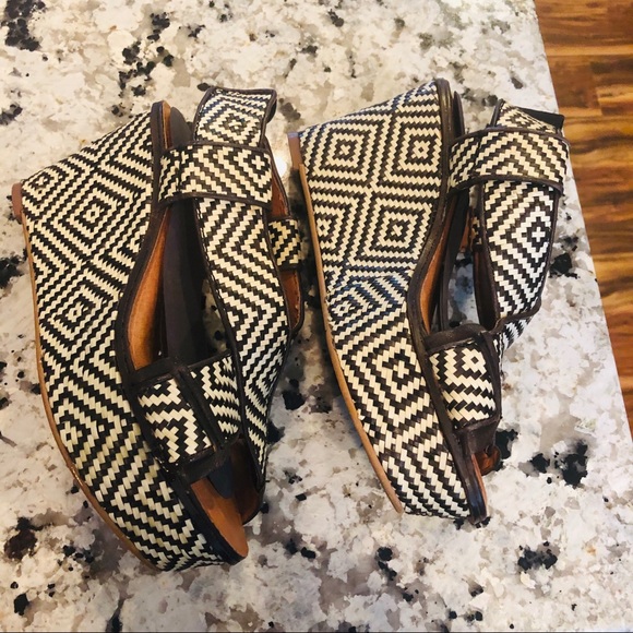 Lucky Brand Koko Woven Slingback Platform Sandals - Picture 2 of 8